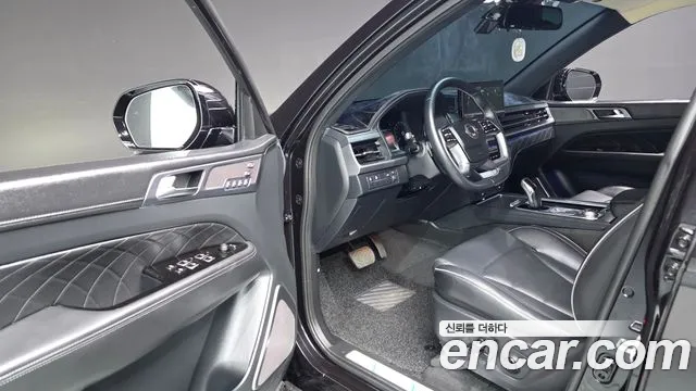 KG_Mobility_Ssangyong Rexton Rexton Arena Дизель 2.2 4WD — Фото автомобиля 9