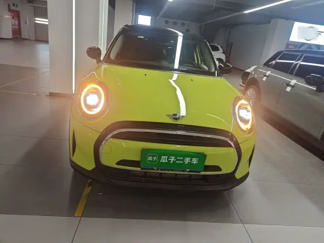 MINI Hatch — Фото автомобиля 2