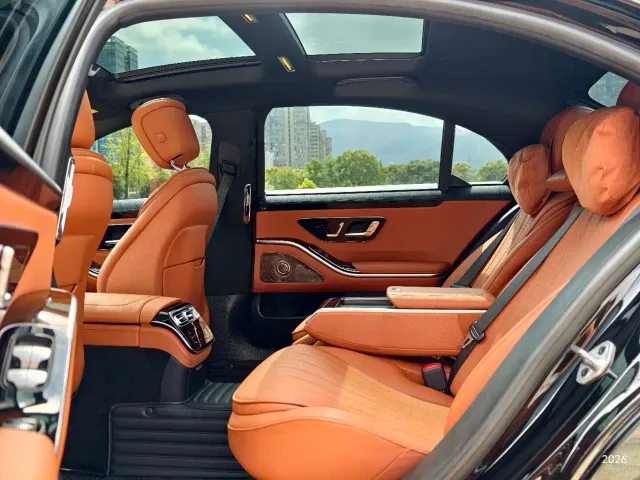 Mercedes-Benz S-Class — Фото автомобиля 5