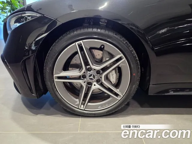 Mercedes-Benz CLS-Class — Фото автомобиля 5
