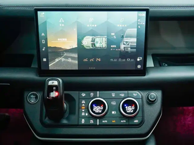 Land Rover Defender — Фото автомобиля 28