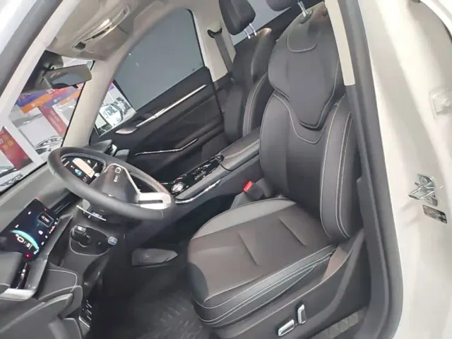 Haval H6 — Фото автомобиля 14