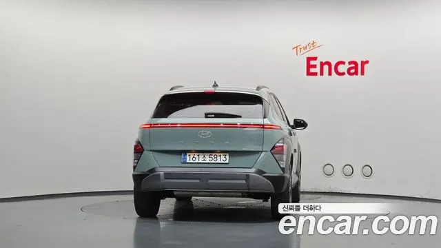 Hyundai Kona — Фото автомобиля 4