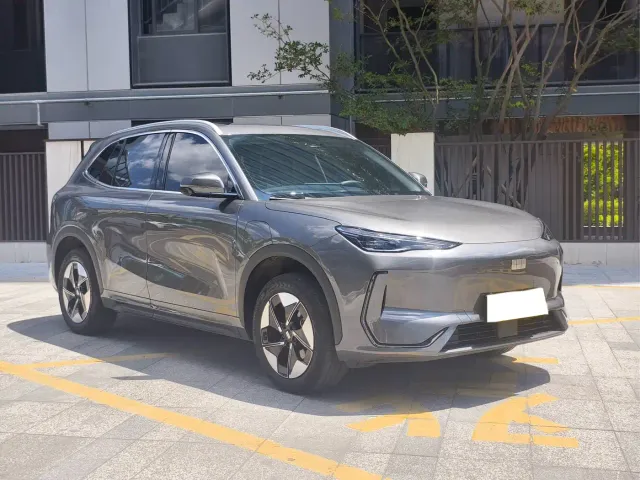 Geely Galaxy E5 — Фото автомобиля 3