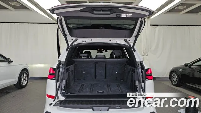 BMW X5 xDrive 40i M Sport — Фото автомобиля 26