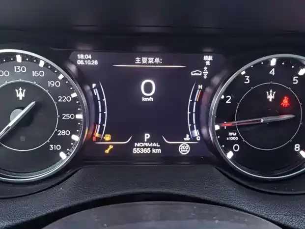 Maserati Levante — Фото автомобиля 5