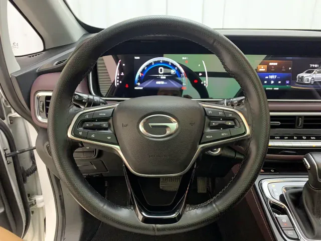 GAC Trumpchi M6 — Фото автомобиля 15