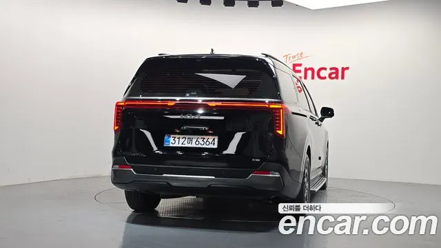 Kia Carnival 4th Gen — Фото автомобиля 4