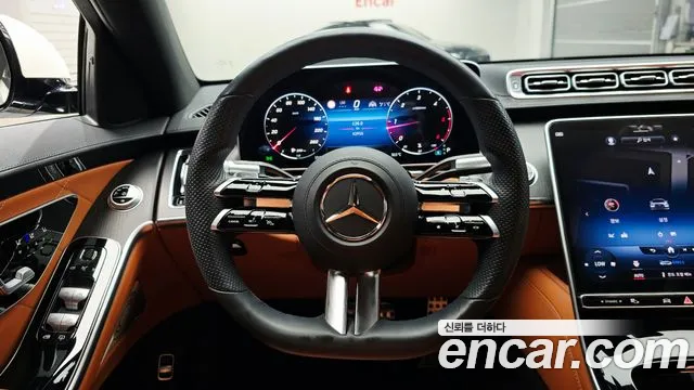 Mercedes-Benz S-Class — Фото автомобиля 13