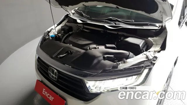 Honda Odyssey — Фото автомобиля 6