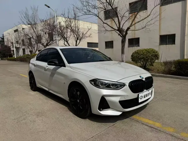 BMW 1 Series — Фото автомобиля 3
