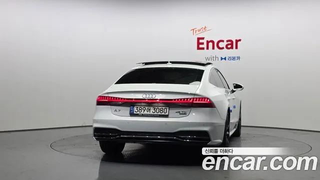 Audi A7 — Фото автомобиля 2
