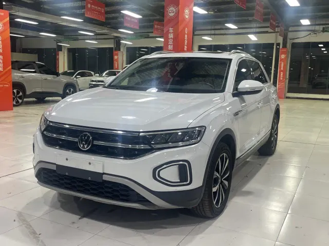 Фотография автомобиля — Volkswagen T-Roc