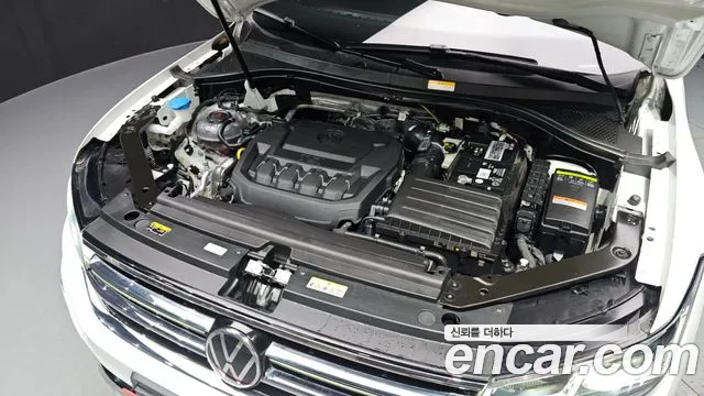 Volkswagen Tiguan — Фото автомобиля 6