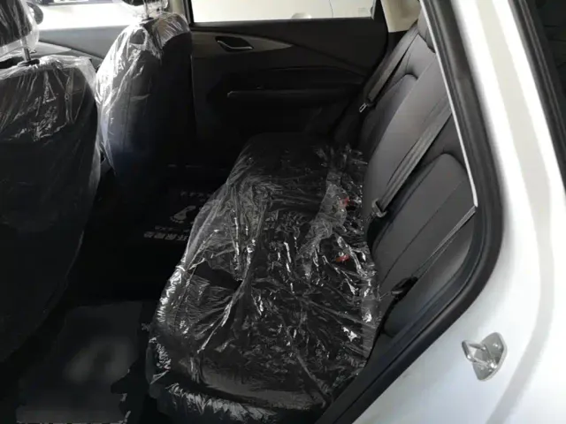 Wuling Starlight — Фото автомобиля 16