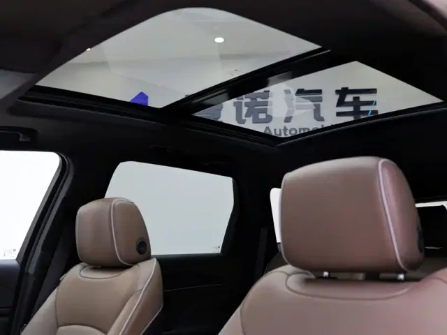 Buick Enclave — Фото автомобиля 28