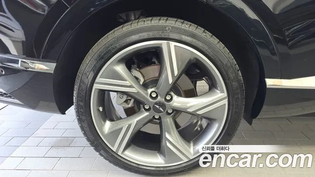 Genesis GV80 2.5T Бензин AWD — Фото автомобиля 5