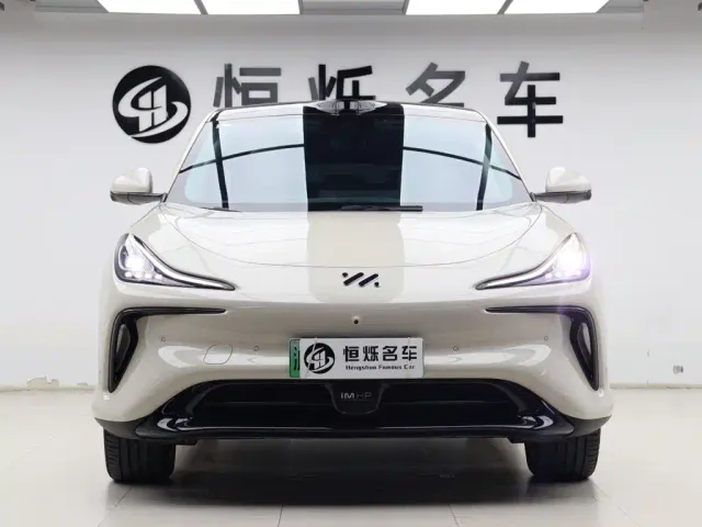 IM Motors LS6 — Фото автомобиля 23