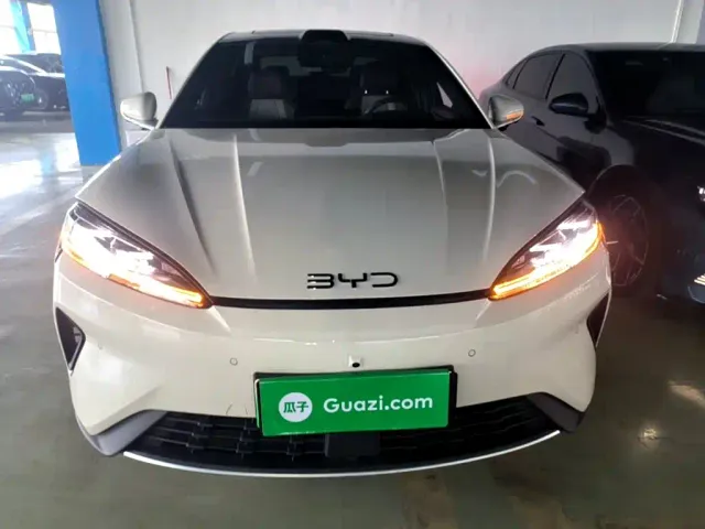 BYD Seal 07 DM-i — Фото автомобиля 2