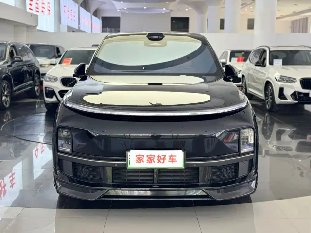 Li Auto L9 — Фото автомобиля 2