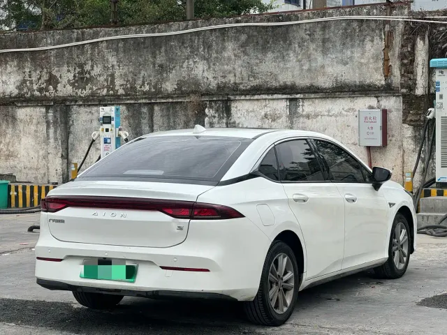 GAC Aion S — Фото автомобиля 9