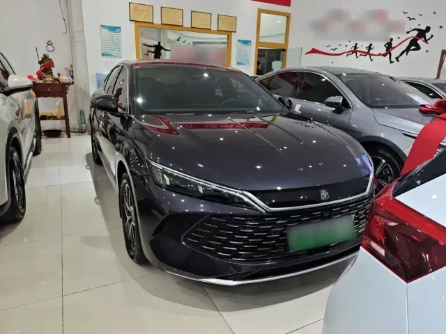 BYD Qin L — Фото автомобиля 2