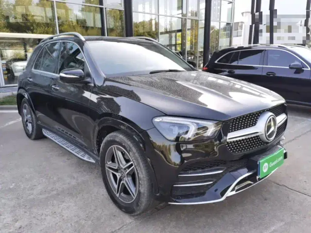 Mercedes-Benz GLE-Class — Фото автомобиля 3