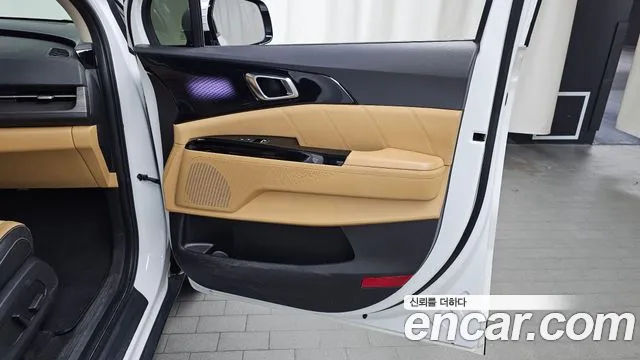Kia Carnival 4th Gen — Фото автомобиля 14