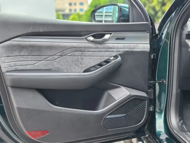 Geely Xingrui — Фото автомобиля 6