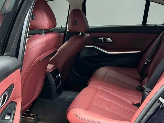 BMW 3 Series — Фото автомобиля 6