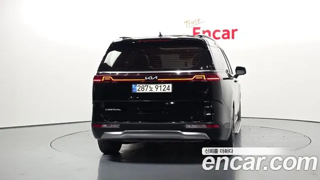 Kia Canival Carnival 4 поколение Бензин 7 мест Outdoor — Фото автомобиля 4