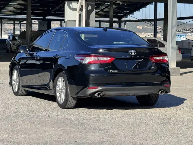 Toyota Camry — Фото автомобиля 5
