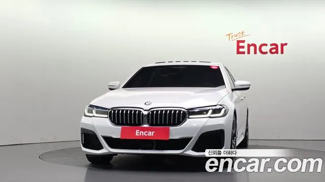 BMW 5-Series 5 серия (G30) 530i xDrive M Sport — Фото автомобиля 3