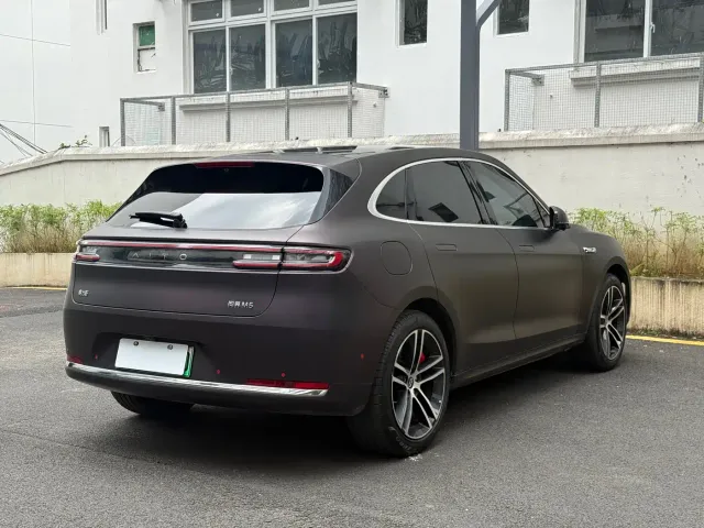 Aito M5 — Фото автомобиля 12