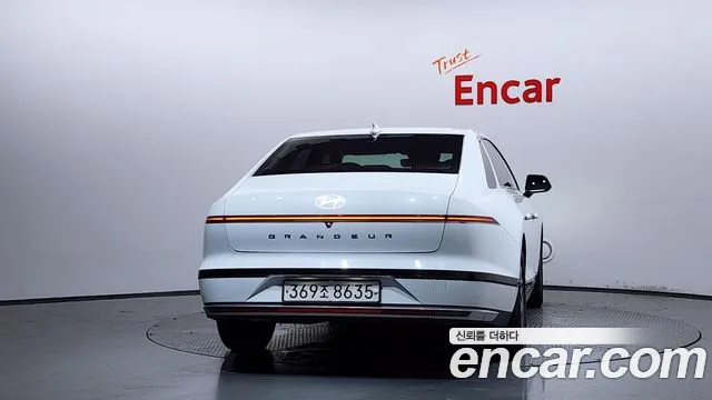 Hyundai Grandeur Grandeur (GN7) — Фото автомобиля 4