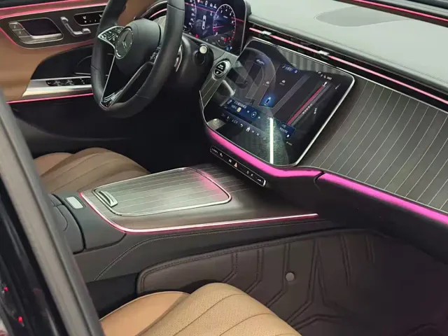 Mercedes-Benz E-Class — Фото автомобиля 9