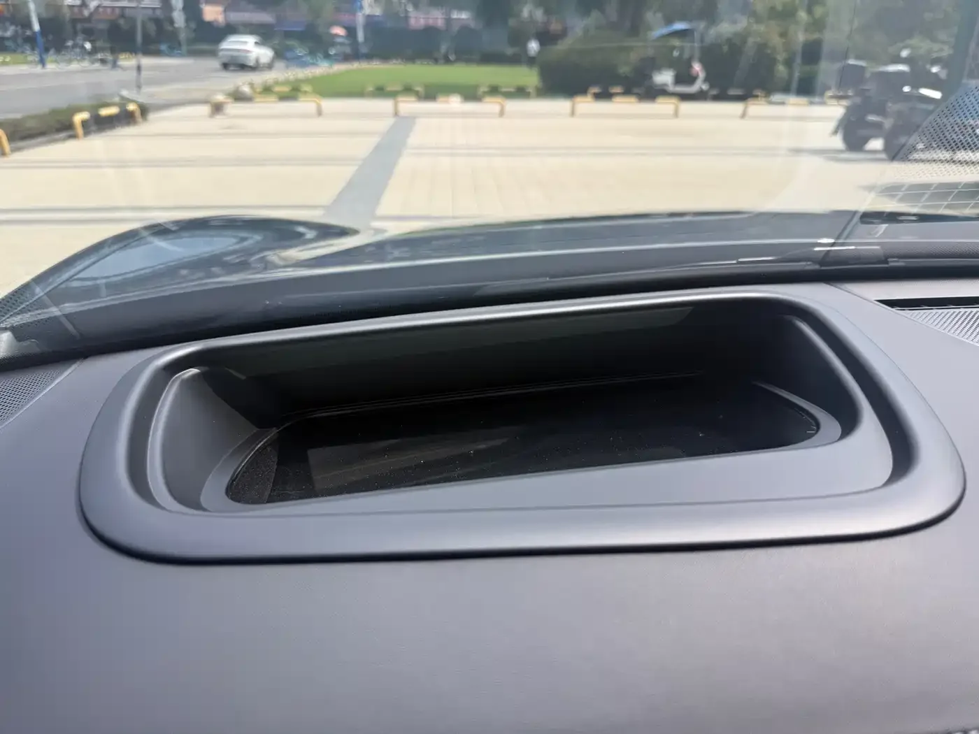 Xiaomi Auto Xiaomi SU7 2024 AWD Extended Range Advanced Smart Driving Max Edition — Фото автомобиля 11