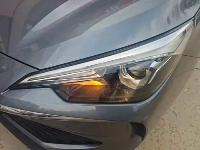 Roewe i5 — Фото автомобиля 23