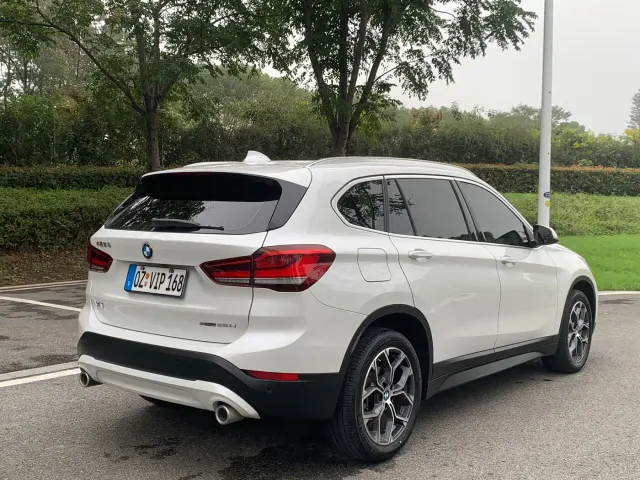 BMW X1 — Фото автомобиля 7