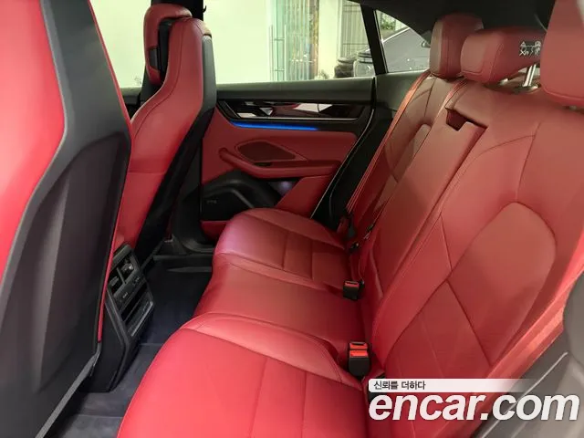 Porsche Macan — Фото автомобиля 14