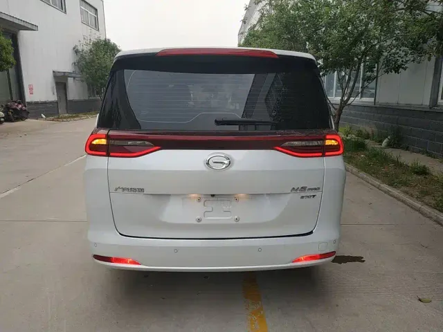 GAC Trumpchi M6 — Фото автомобиля 3