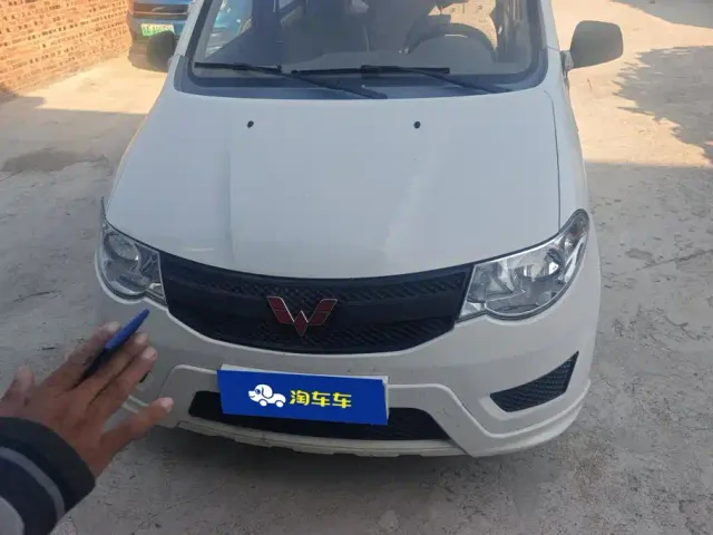 Wuling Hongguang — Фото автомобиля 2