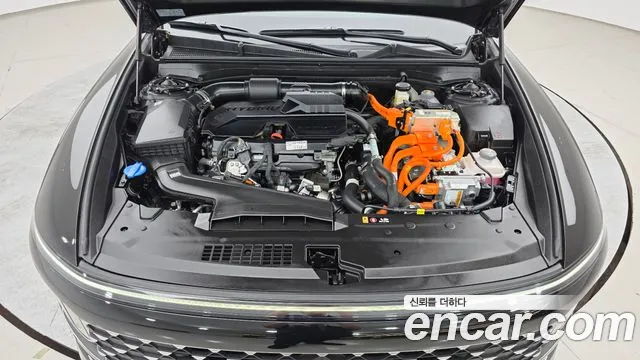 Hyundai Grandeur GN7 — Фото автомобиля 6