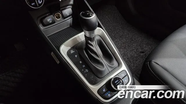 Hyundai Venue Venue 1.6 Premium — Фото автомобиля 10