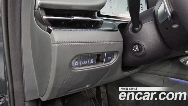 Genesis G90 Бензин 3.5 турбо AWD — Фото автомобиля 16