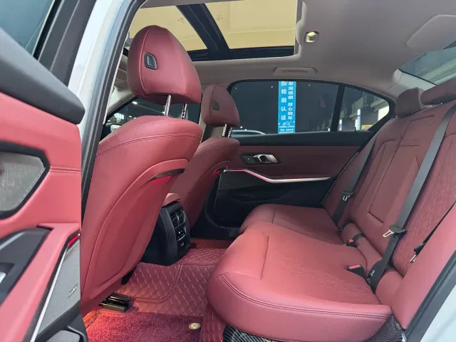 BMW 3 Series — Фото автомобиля 13