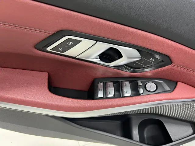 BMW 3 Series — Фото автомобиля 7