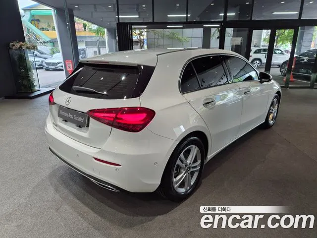 Mercedes-Benz A-Class W177 — Фото автомобиля 2