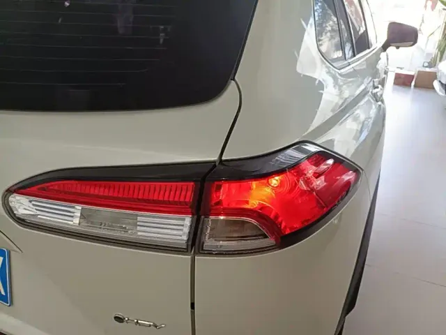 Toyota Corolla Cross — Фото автомобиля 7