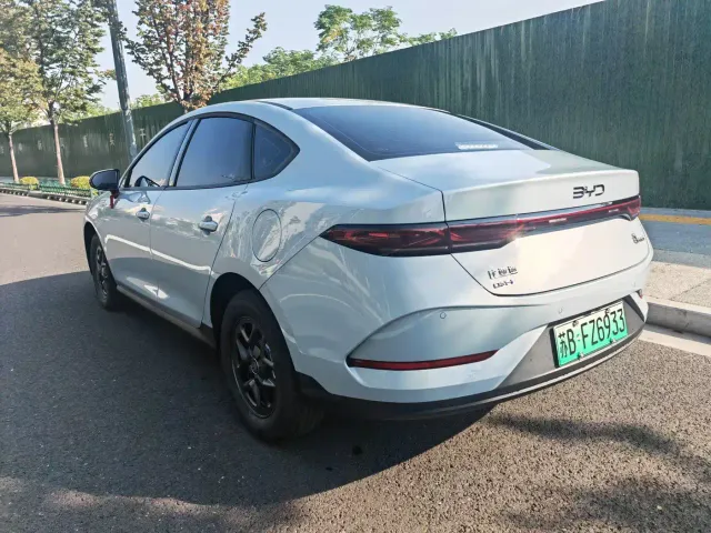 BYD Qin PLUS — Фото автомобиля 7